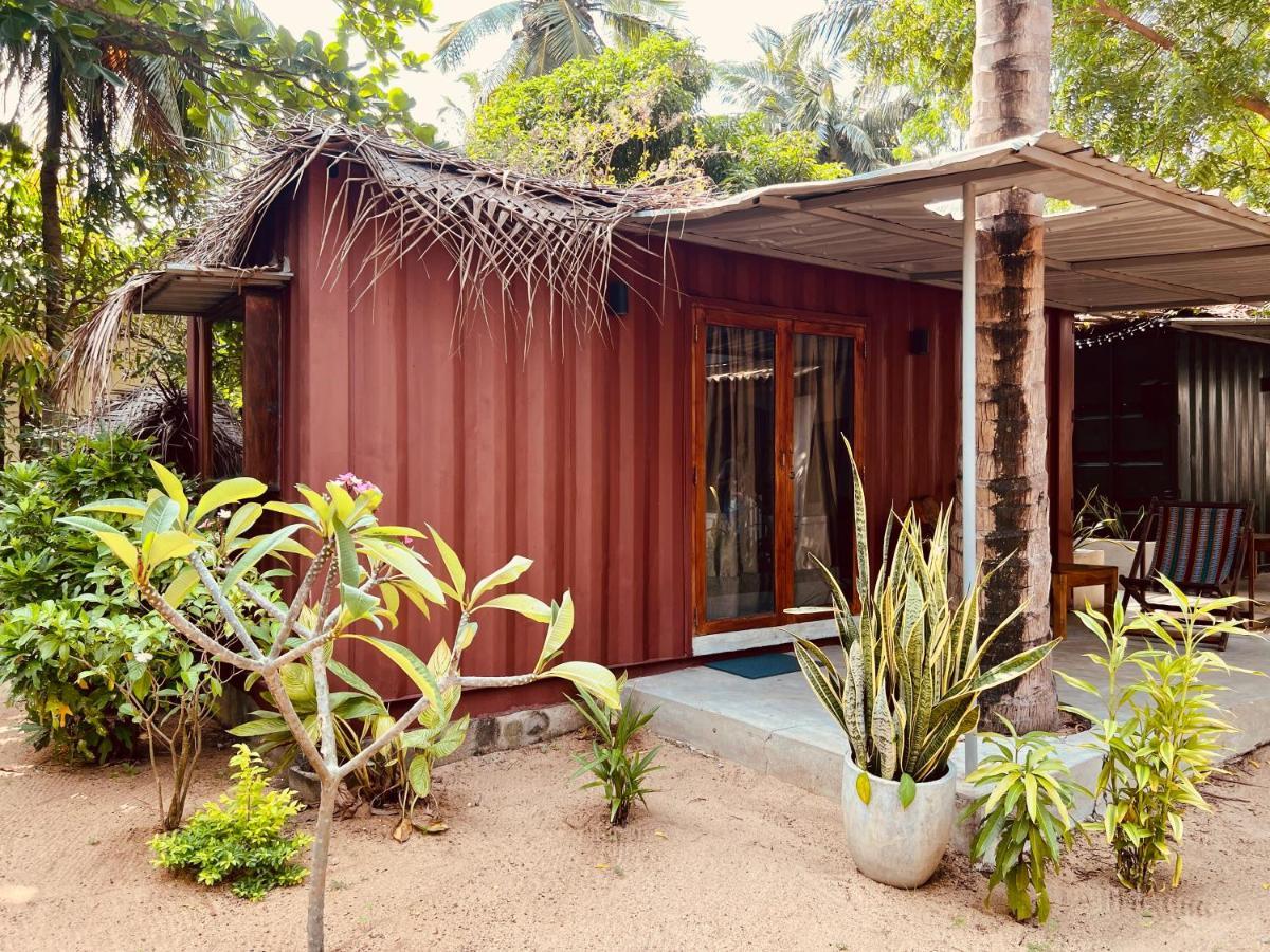 Little Lagoon Hostel Arugam Bay Eksteriør billede